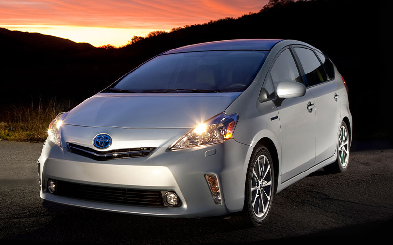 2013 Toyota Prius - pressroom.toyota.com