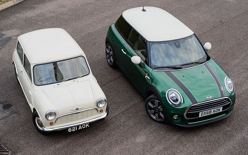 1959 and 2019 Mini Coopers - press.bmwgroup.com