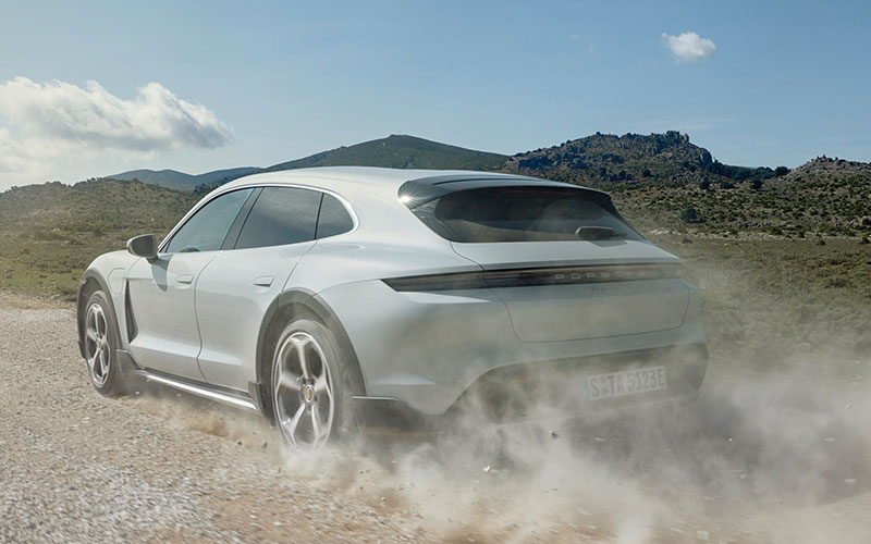 2021 Porsche Taycan Cross Turismo - newsroom.porsche.com 2021 Porsche Taycan Cross Turismo - newsroom.porsche.com