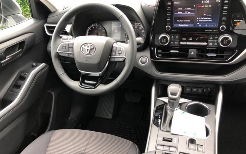 Toyota Highlander LE - carsforsale.com