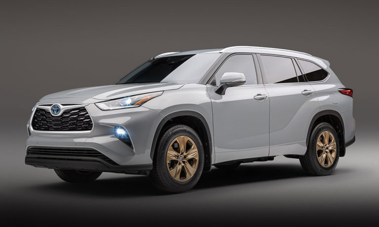 2022 Toyota Highlander: Looks Good in Bronze