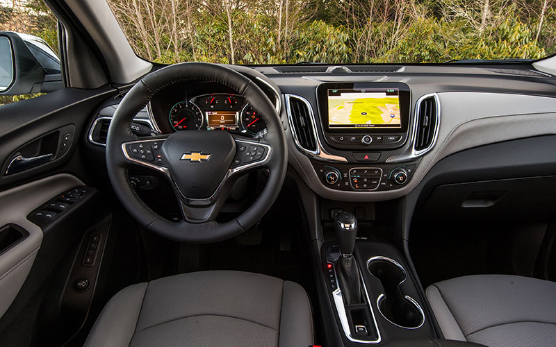 2020 Chevrolet Equinox interior - chevrolet.com