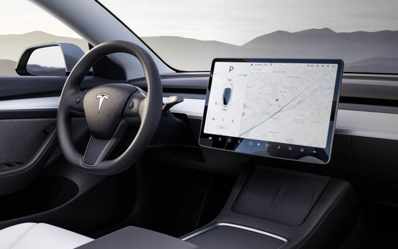 Tesla Model 3 infotainment screen - tesla.com
