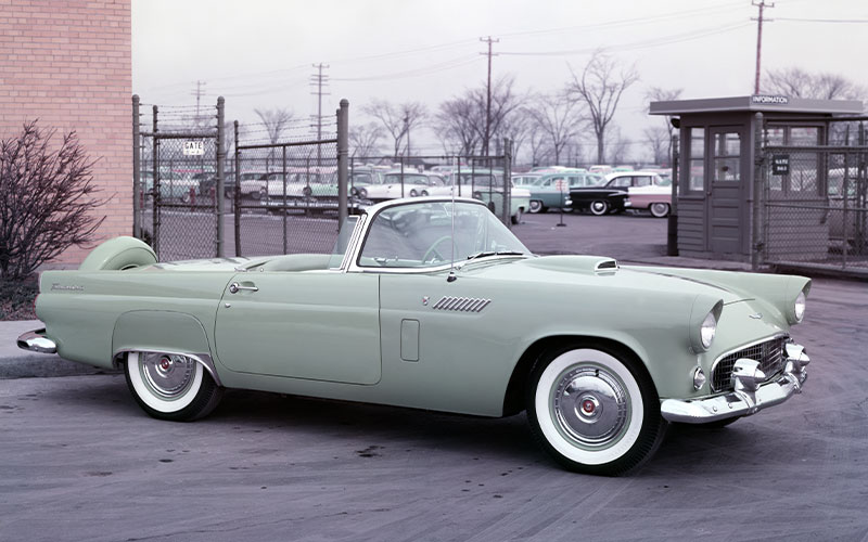 1956 Ford Thunderbird - media.ford.com