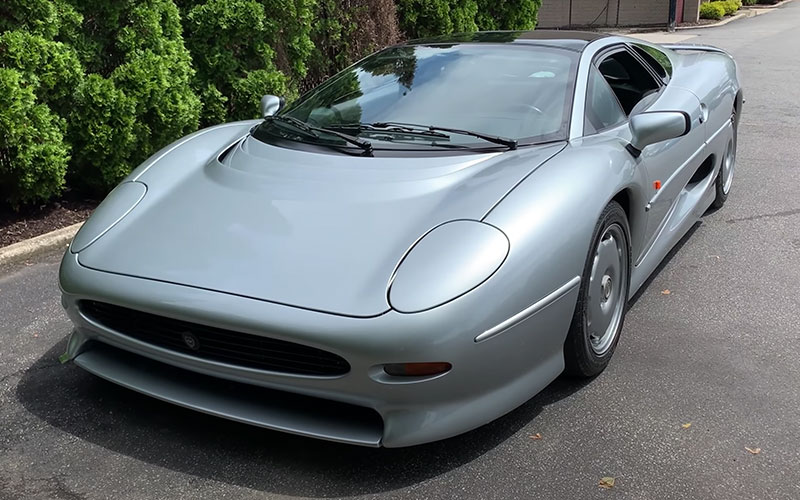 1994 Jaguar XJ220 - Doug DeMuro on YouTube.com
