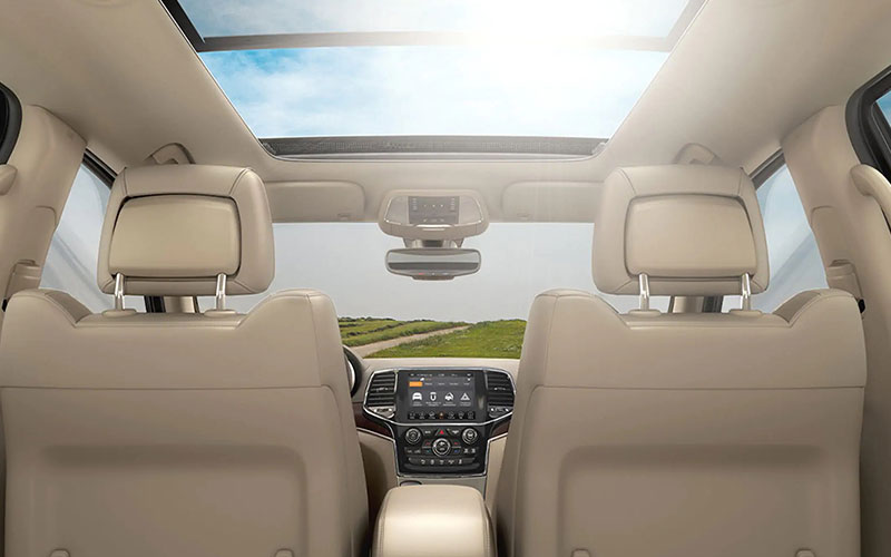 2021 Jeep Grand Cherokee panoramic sunroof - jeep.com