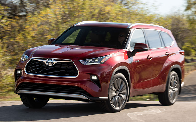 2020 Toyota Highlander Hybrid - pressroom.toyota.com