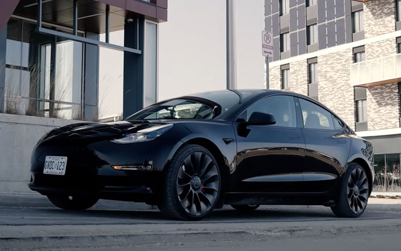 2021 Tesla Model 3 Performance - ACCELER8 on YouTube.com