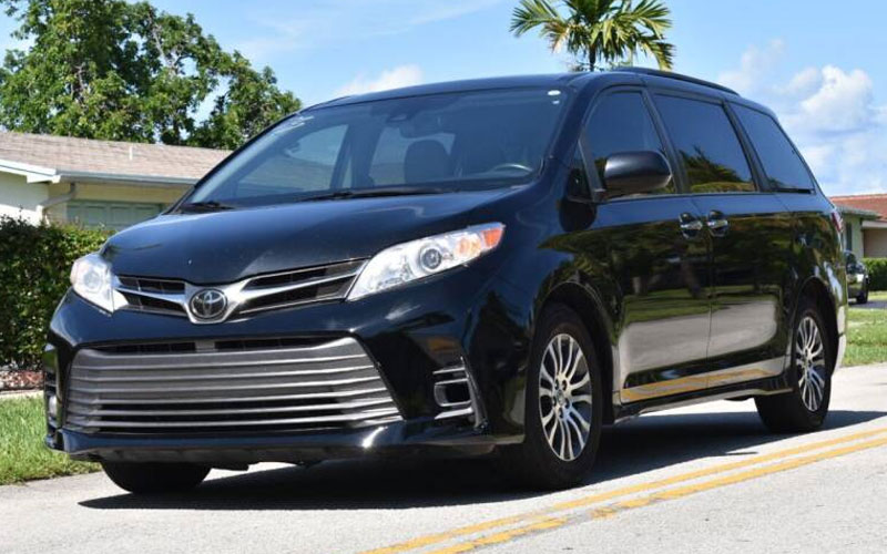 2019 Toyota Sienna XLE - carsforsale.com