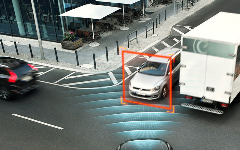 Volvo Forward Collision Warning - media.volvocars.com