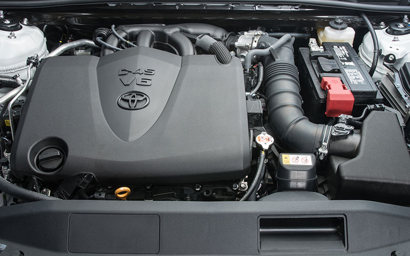2018 Toyota Camry V6 - pressroom.toyota.com