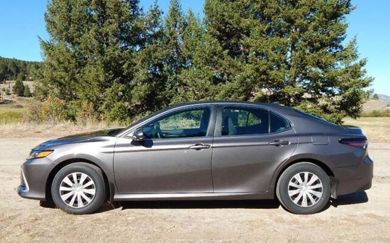 2022 Toyota Camry LE Hybrid - carsforsale.com