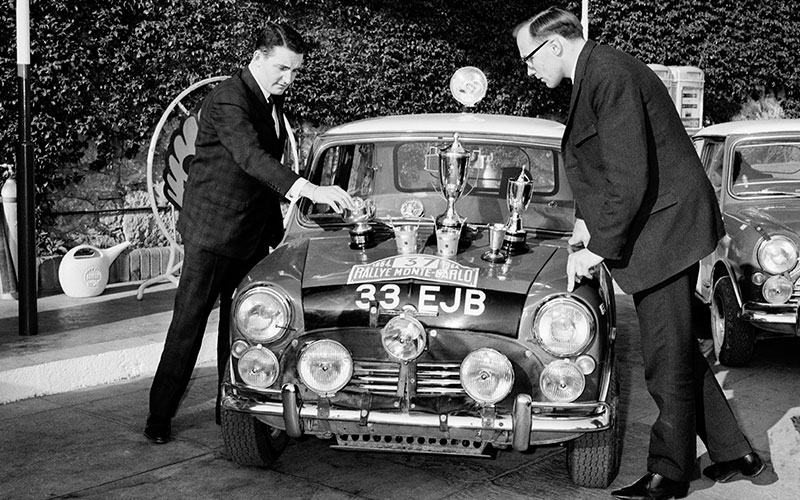 Mini Cooper at the Rallye Monte Carlo 1964 - press.bmwgroup.com