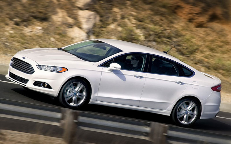 2013 Ford Fusion - netcarshow.com
