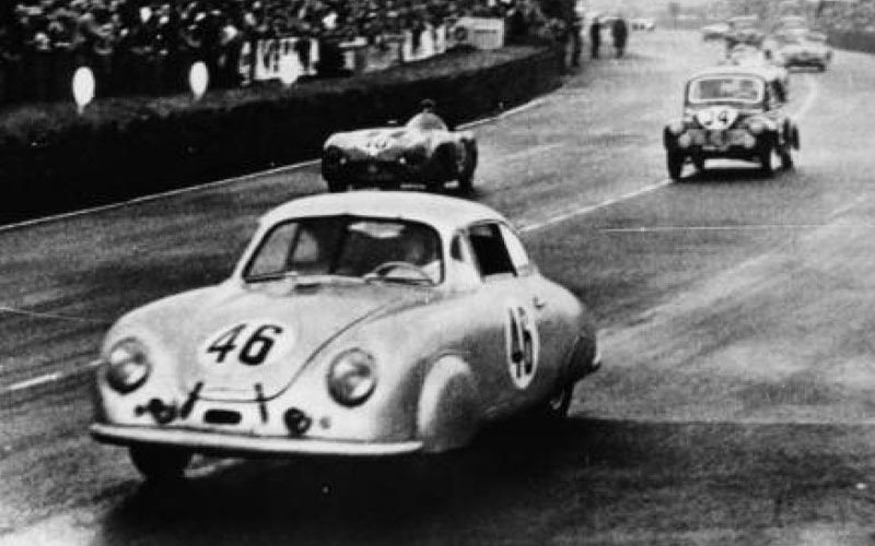 1951 Porsche 356 at Le Mans - 24h-lemans.com