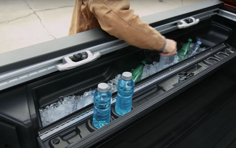 Nissan Titan with Titan Box - Nissan USA on YouTube.com