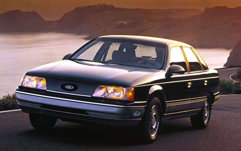 1986 Ford Taurus - media.ford.com