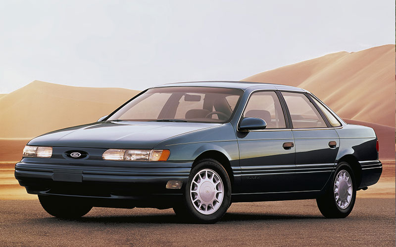 1992 Ford Taurus - media.ford.com