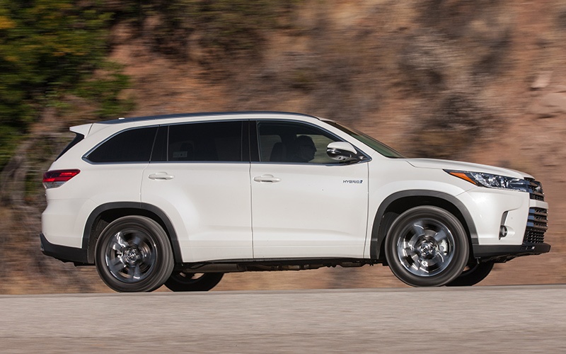 New v. Used: Toyota Highlander