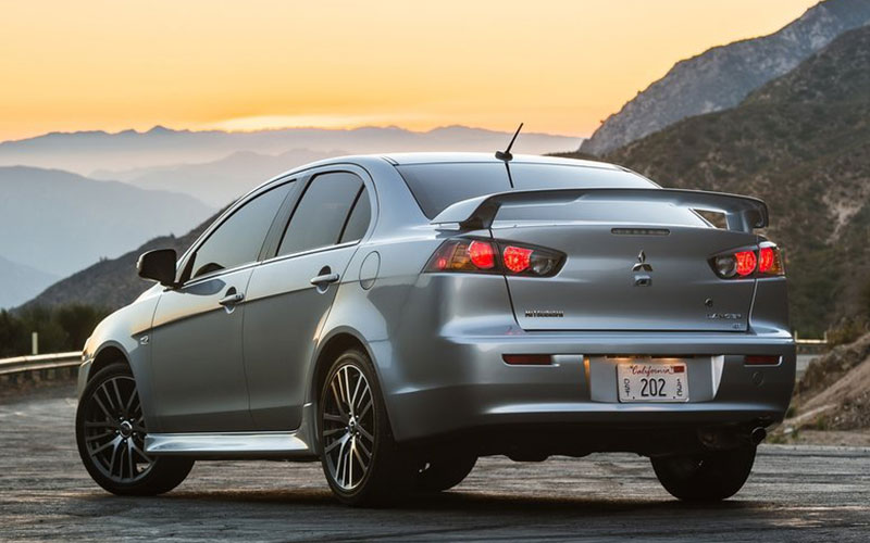 2016 Mitsubishi Lancer GT - netcarshow.com