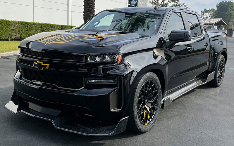 The Bandit Silverado - Saleen on facebook.com The Bandit Silverado - Saleen on facebook.com