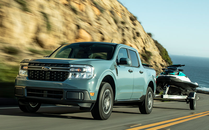 2022 Ford Maverick XLT - media.ford.com