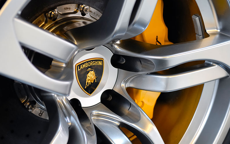 Lamborghini wheel