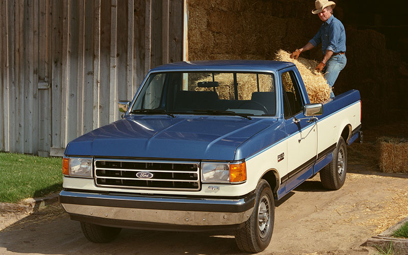 1989 Ford F-150 - media.ford.com