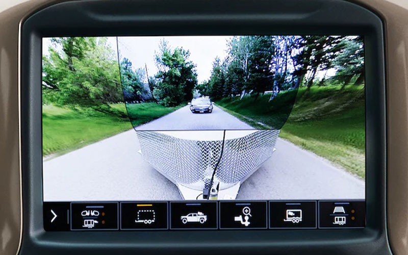 Chevy's Transparent Trailer feature - chevrolet.com