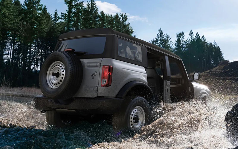 2021 Ford Bronco Base - ford.com