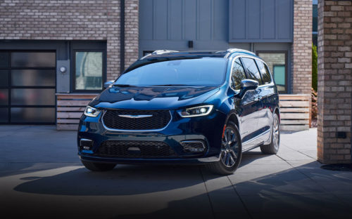 2022 Chrysler Pacifica: Hybrid Hauler