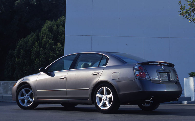 2005 Nissan Altima - netcarshow.com