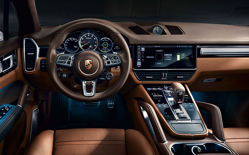 2022 Porsche Cayenne Turbo S E-Hybrid - newsroom.porsche.com