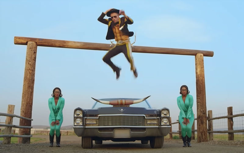 Cadillac in "White Walls" - Macklemore LLC on youtube.com