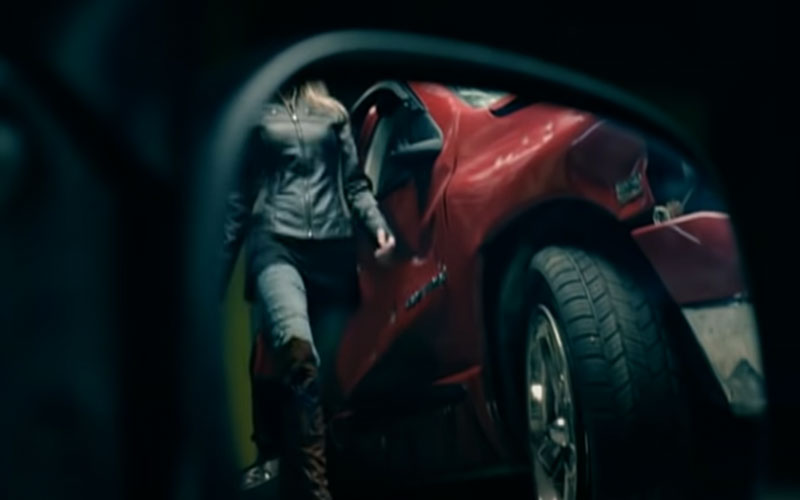 "Before He Cheats" Video - Carrie Underwood on youtube.com