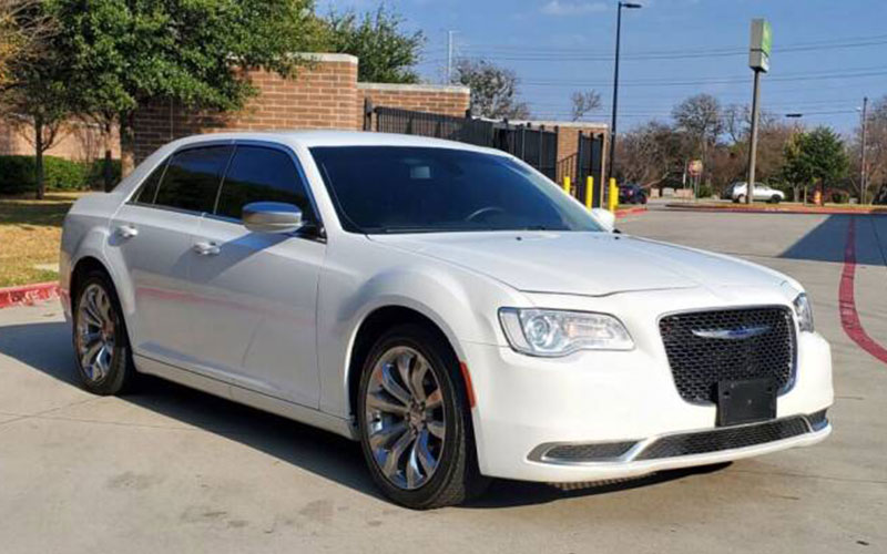 2019 Chrysler 300 Touring - carsforsale.com