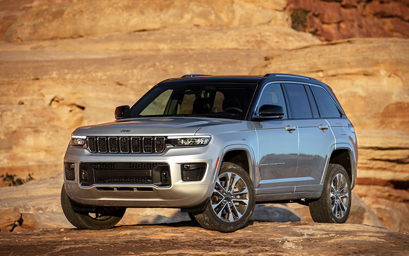 2022 Jeep Grand Cherokee Overland - media.stellantisnorthamerica.com
