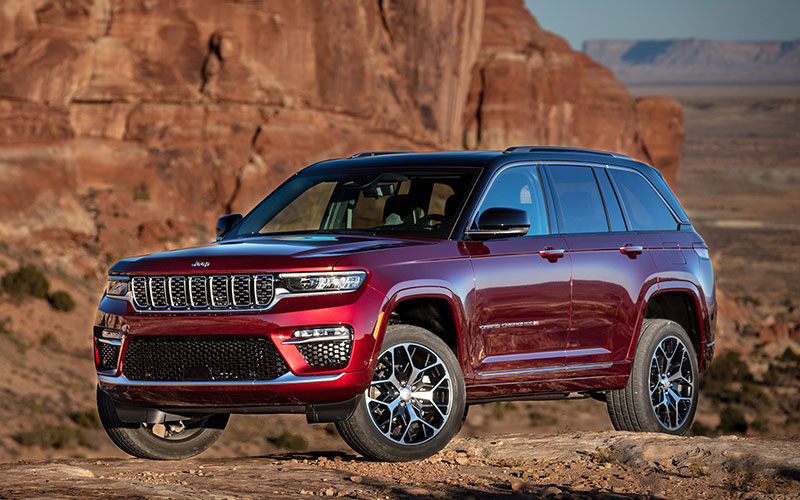 2022 Jeep Grand Cherokee Summit Reserve - media.stellantisnorthamerica.com