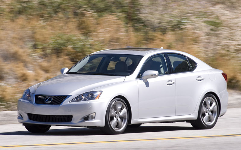 2010 Lexus IS 350 - pressroom.lexus.com