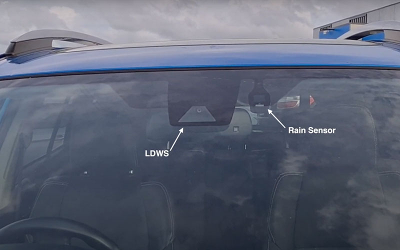 Toyota Rav4 Rain Sensor - AutoGlassCRM on youtube.com