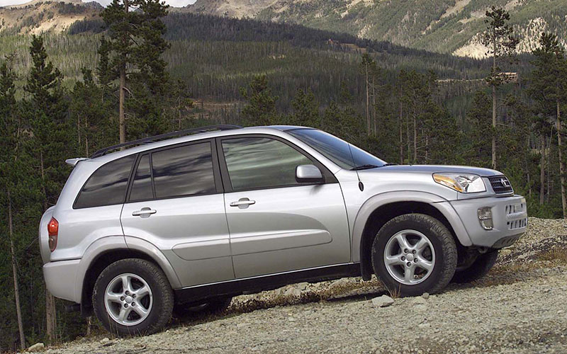 2002 Toyota RAV4 - pressroom.toyota.com