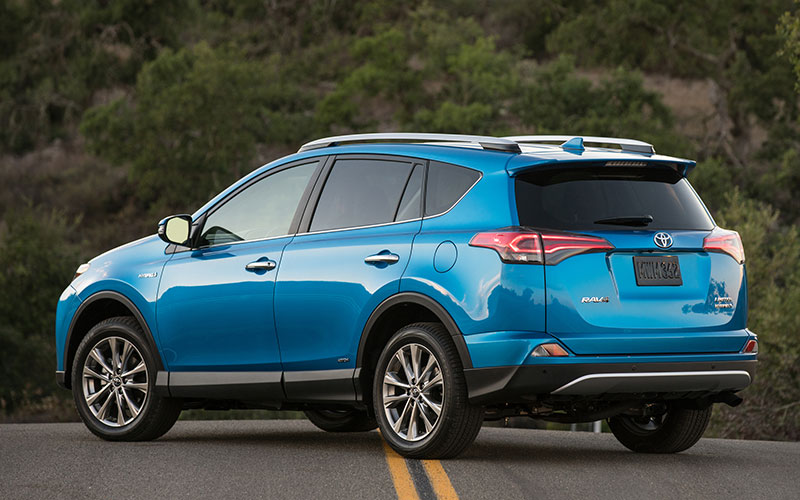 2016 Toyota RAV4 Hybrid - pressroom.toyota.com