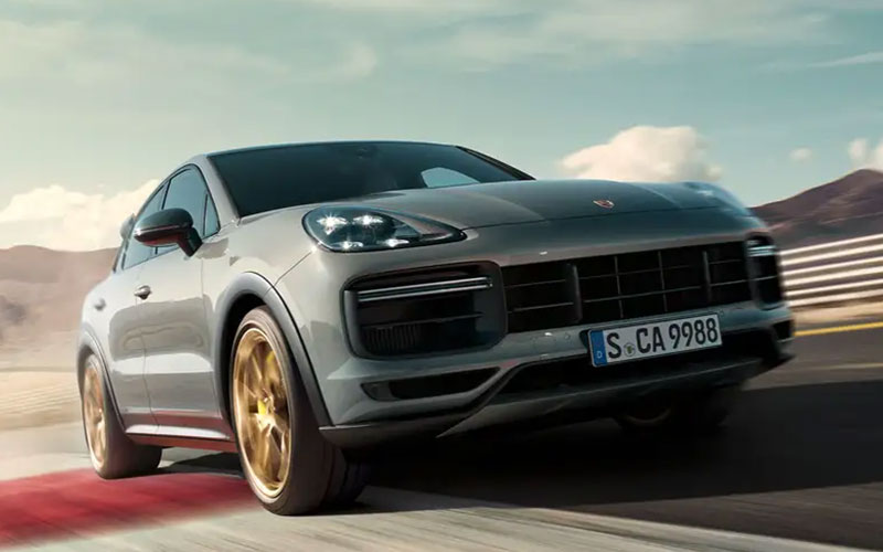 2022 Porsche Cayenne Turbo GT - porsche.com