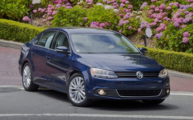 2011 Volkswagen Jetta - netcarshow.com