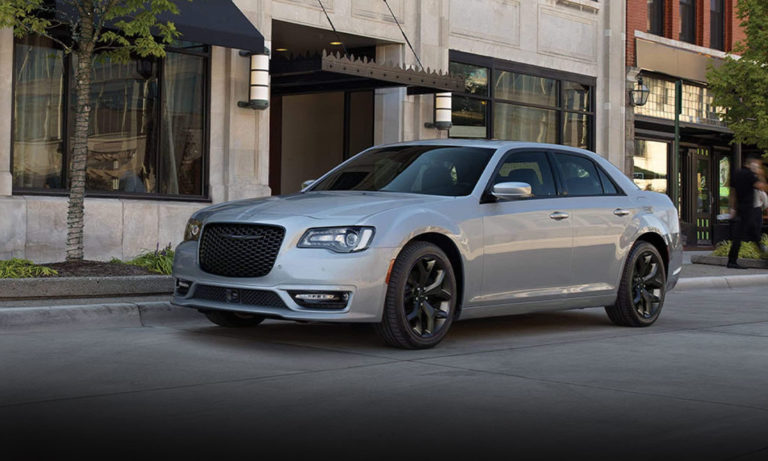 2022 Chrysler 300 Review