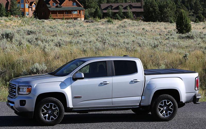 2020 GMC Canyon - media.gmc.com