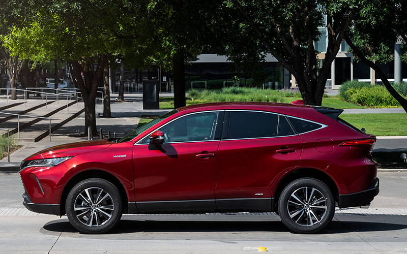 2021 Toyota Venza LE - pressroom.toyota.com