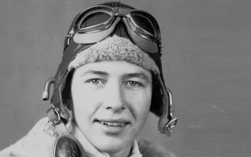 Carroll Shelby First Lieutenant 1942 - shelby.com