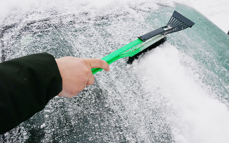 Ice scraper with brush Ice scraper with brush