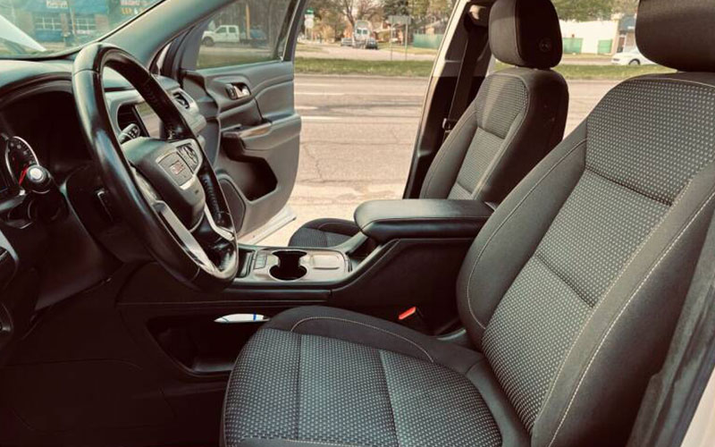 2020 GMC Acadia cloth seats - carsforsale.com